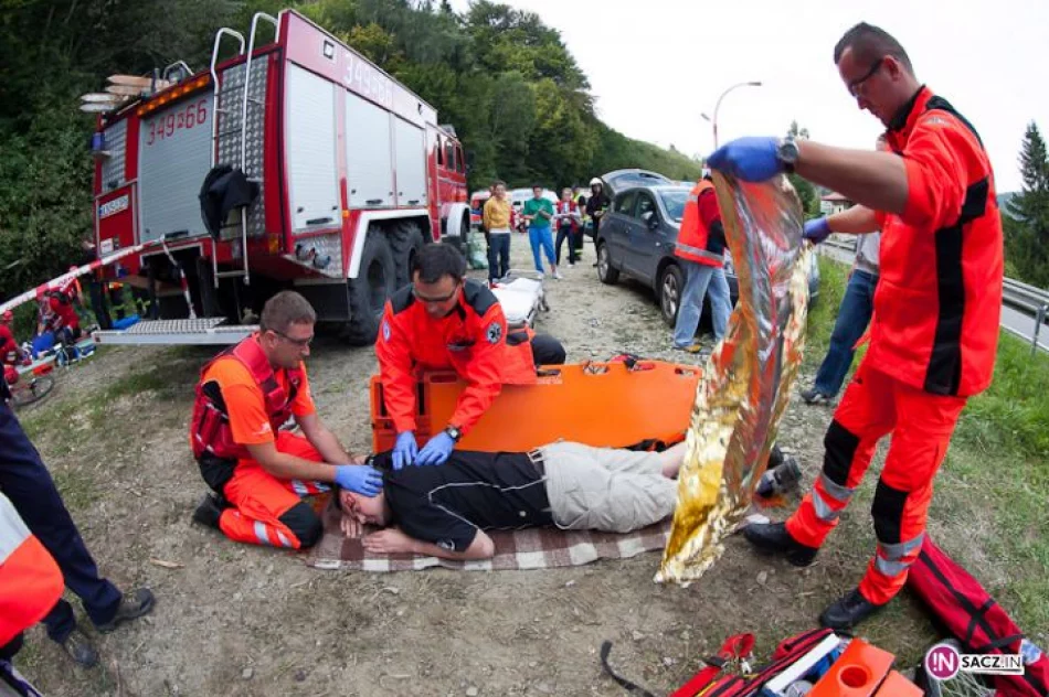 Zderzenie pociągu z samochodem - zdjęcie 12