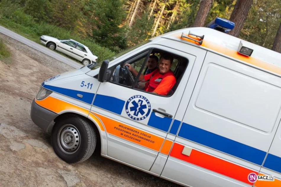 Zderzenie pociągu z samochodem - zdjęcie 20