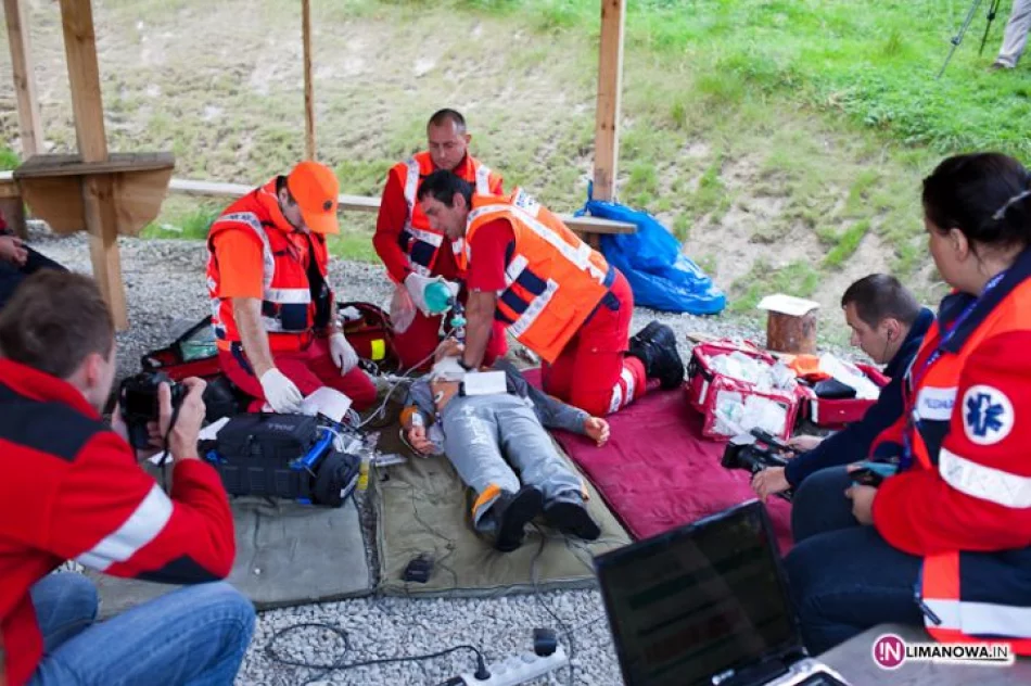 Zderzenie pociągu z samochodem - zdjęcie 6
