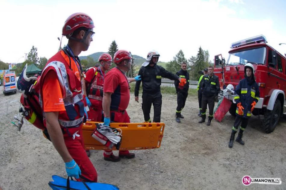 Zderzenie pociągu z samochodem - zdjęcie 9