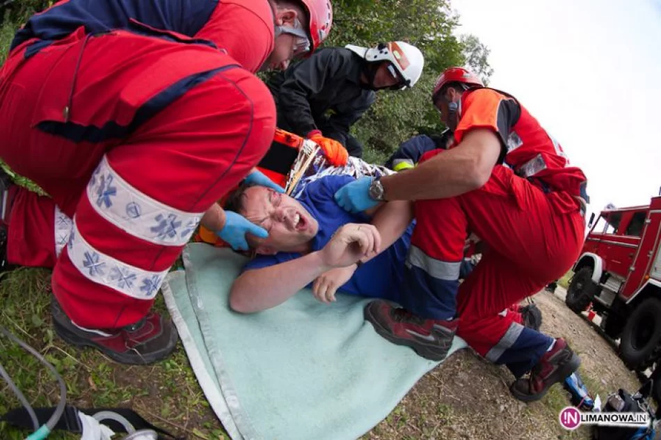 Zderzenie pociągu z samochodem - zdjęcie 15