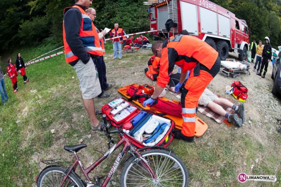 Zderzenie pociągu z samochodem - zdjęcie 19