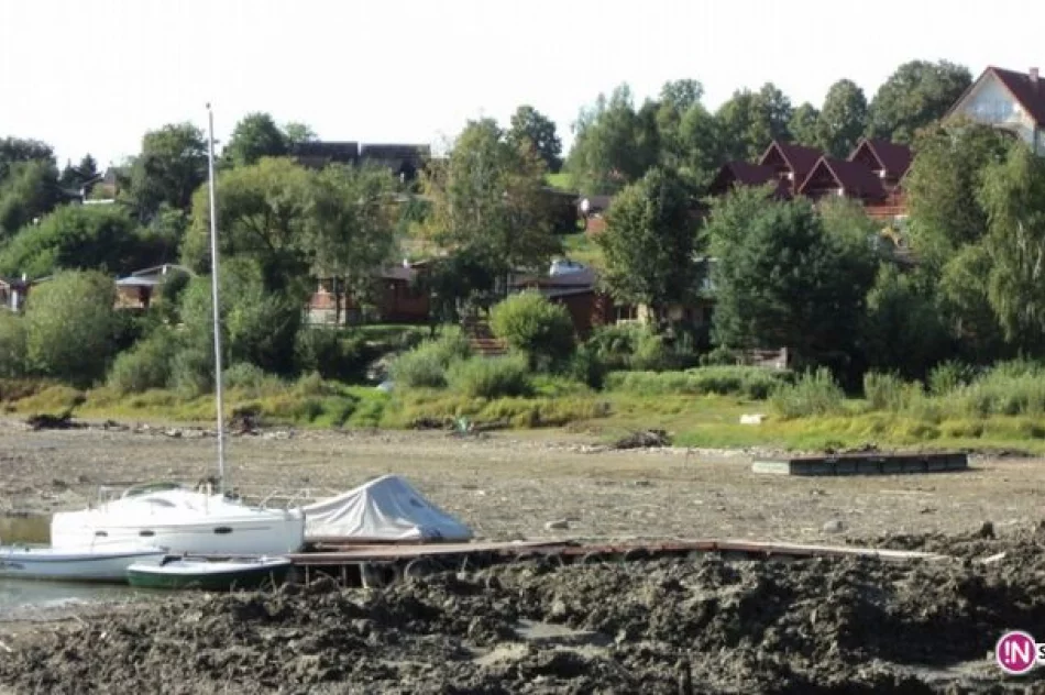 Zniknęła połowa Jeziora Rożnowskiego - zdjęcie 6