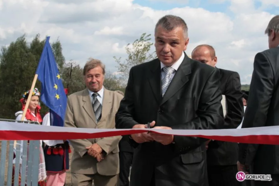 Otwarcie kładki i drogi w Bieczu z udziałem Ministra - zdjęcie 6