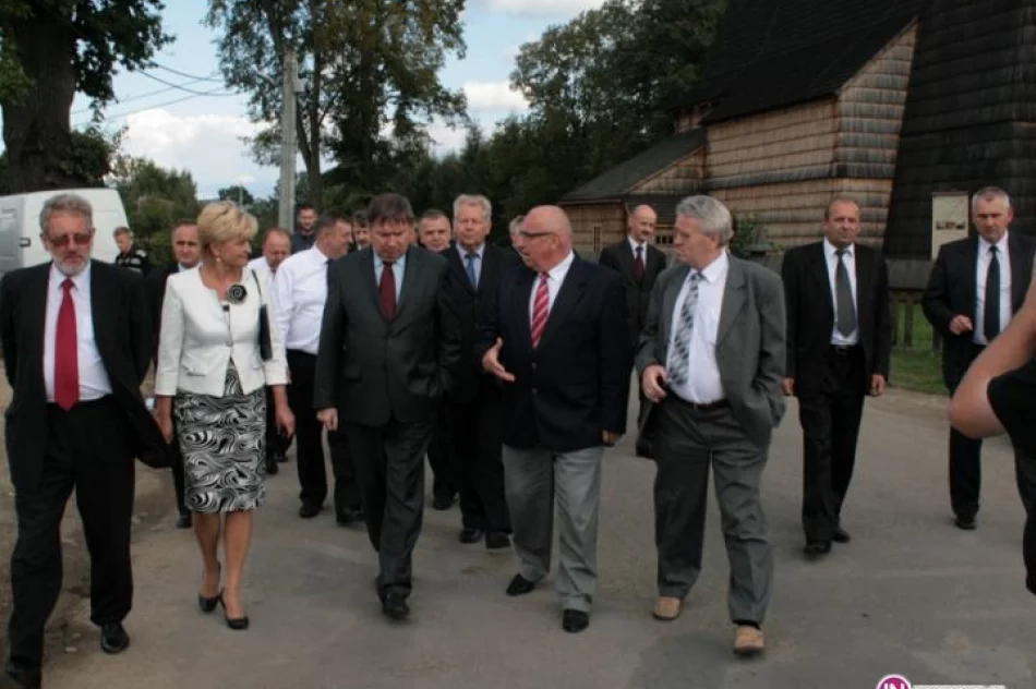 Jerzy Miller na nowo budowanym moście w Libuszy - zdjęcie 11