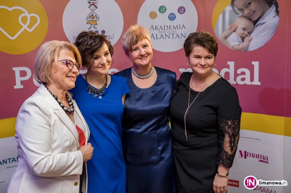 Gala finałowa kampanii i konkursu „Położna na medal” - zdjęcie 2