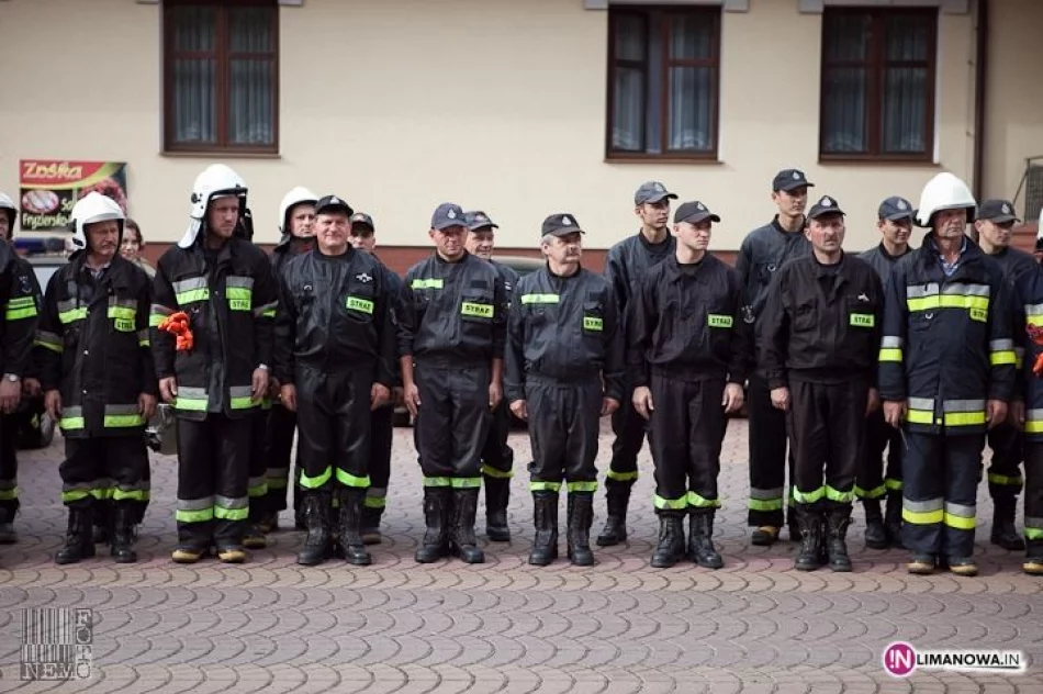 Powiatowe ćwiczenia strażackie w Szczyrzycu - zdjęcie 9