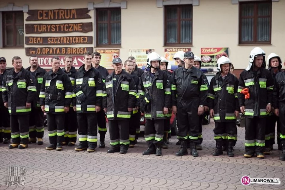 Powiatowe ćwiczenia strażackie w Szczyrzycu - zdjęcie 10