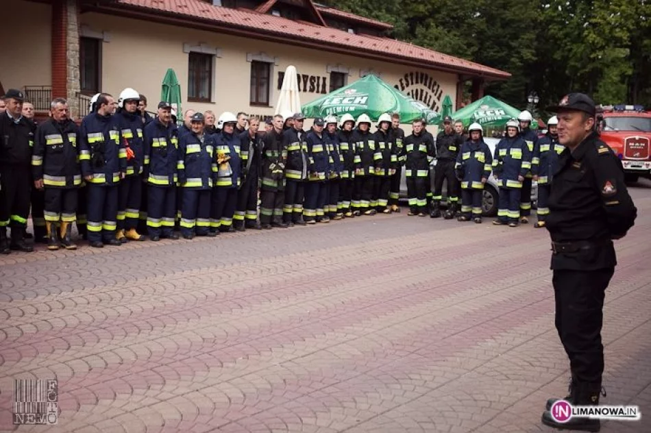 Powiatowe ćwiczenia strażackie w Szczyrzycu - zdjęcie 11