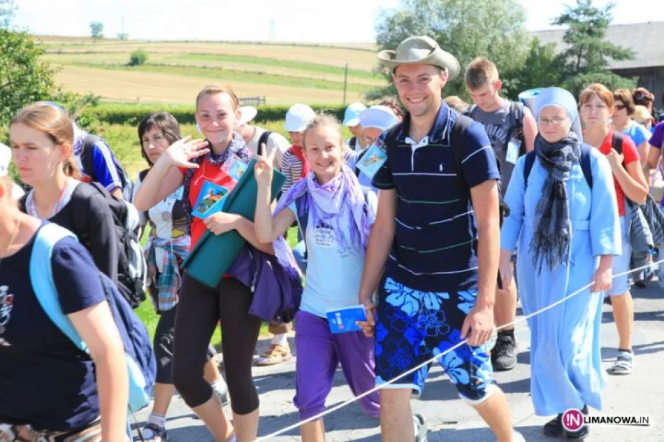 Idą na Jasną Górę - zdjęcie 15