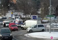 Kobietę uderzył element HDS-u. Trafiła do szpitala - zdjęcie główne