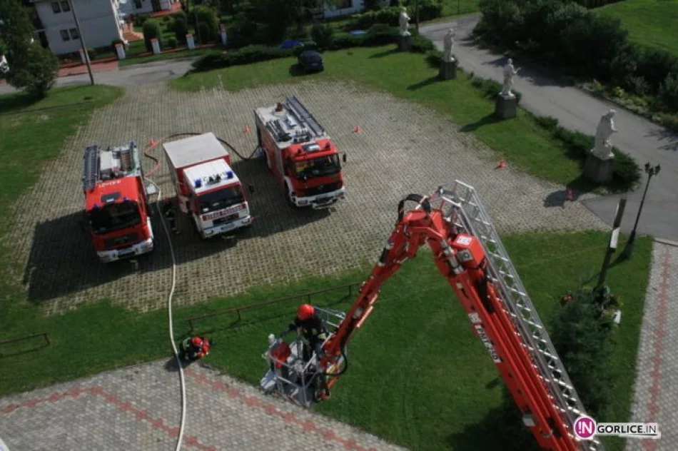 Ćwiczenia straży w kościele - zdjęcie 20