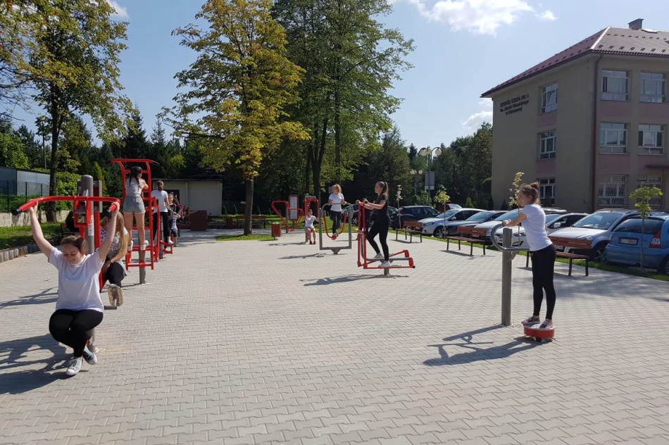 Siłownia zewnętrza w "Ekonomie" - zdjęcie 9