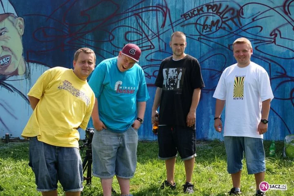 "Tu i teraz" - Królik, Żusto i Mors nagrywają teledysk w Nowym Sączu - zdjęcie 2