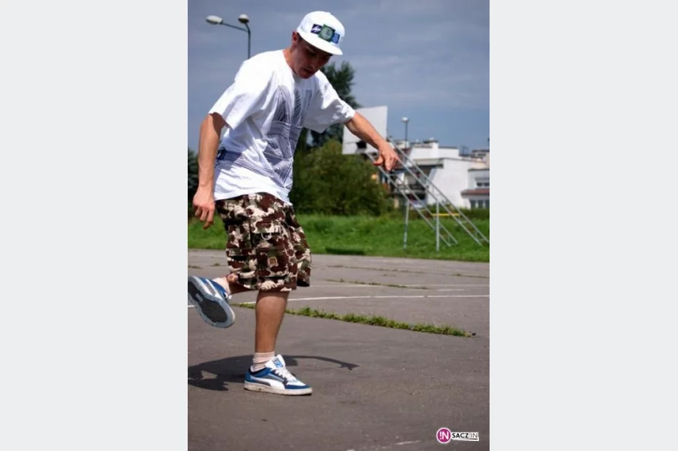 "Tu i teraz" - Królik, Żusto i Mors nagrywają teledysk w Nowym Sączu - zdjęcie 12