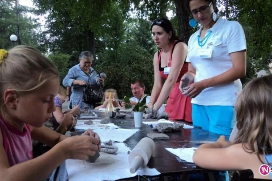 Międzynarodowy Multimedialny Festiwal Sztuki Małopolska Karpaty Offer - zdjęcie 2