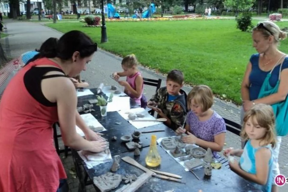 Międzynarodowy Multimedialny Festiwal Sztuki Małopolska Karpaty Offer - zdjęcie 11