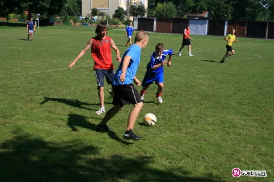 Wakacyjny Turniej Piłki Nożnej - zdjęcie 7