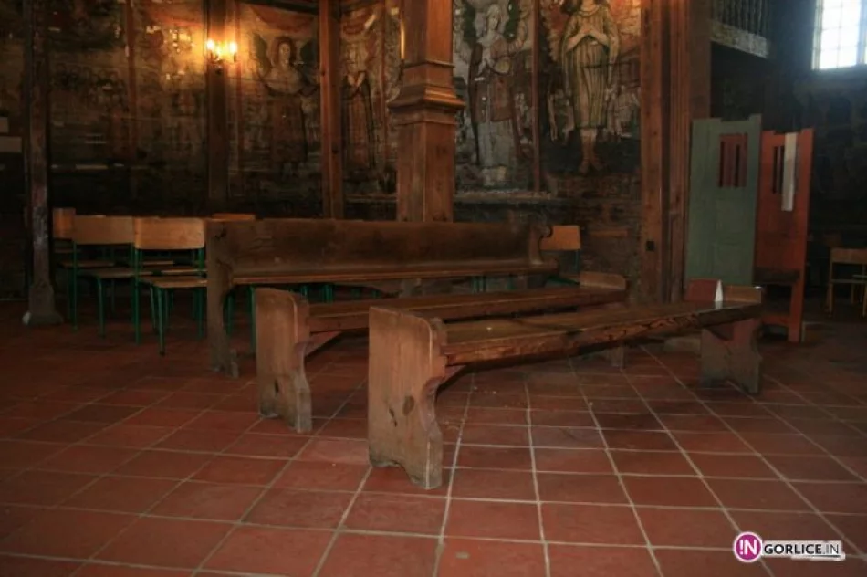 Kościół w Binarowej - po remoncie - zdjęcie 2