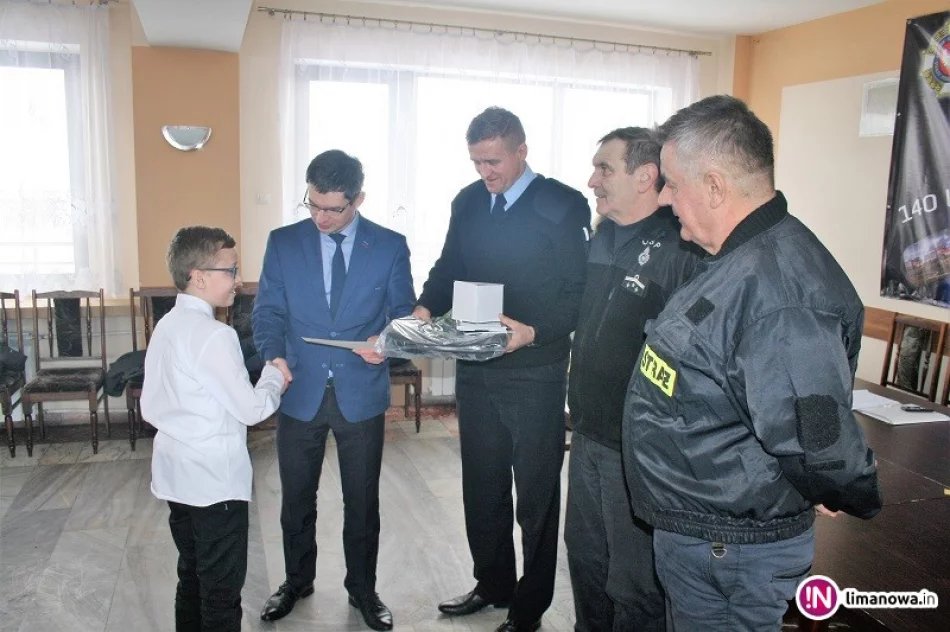 Turniej młodych pożarników - zdjęcie 4