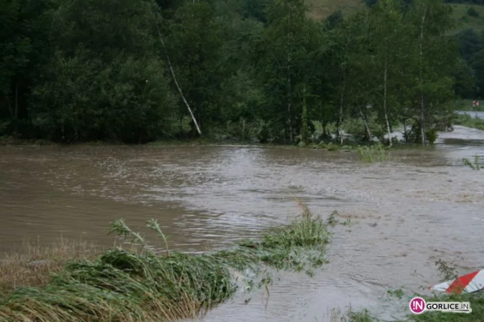 Podtopienia na drodze wojewódzkiej nr 981 k/ Bobowej - LIPIEC - zdjęcie 6