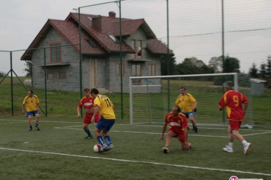 Mecz samorządowców Moszczenica - Kurima - zdjęcie 5