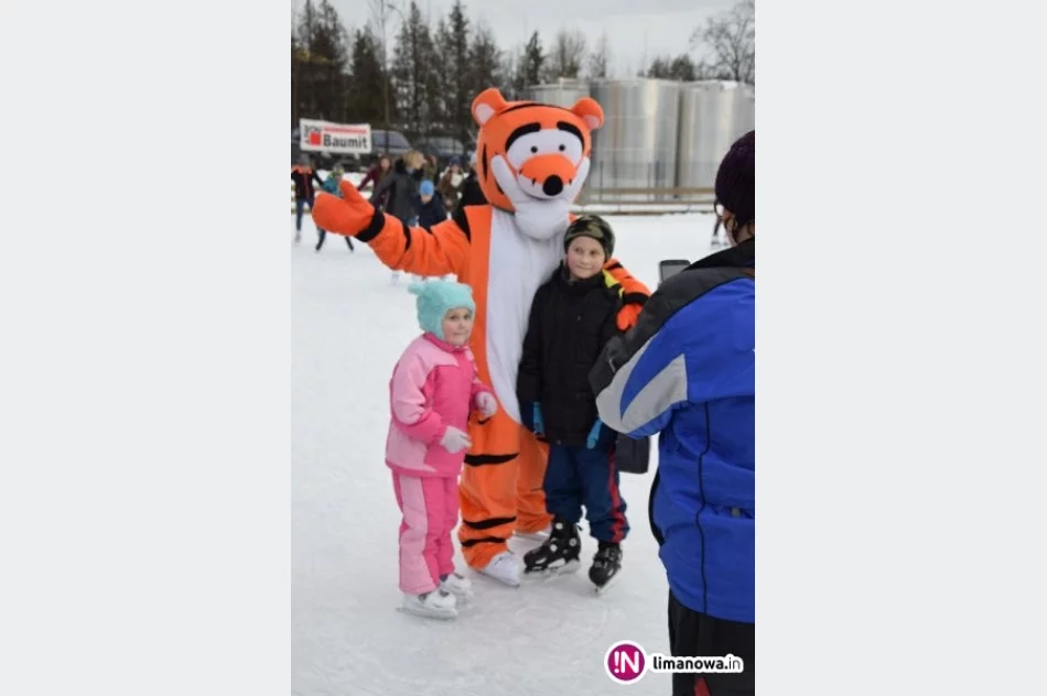 Kolejne atrakcje na lodowisku - zdjęcie 4