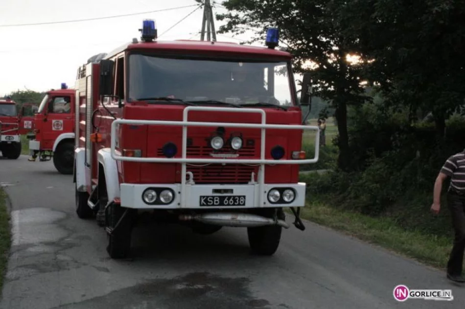 Pożar budynku gospodarczego w Pagorzynie - zdjęcie 12