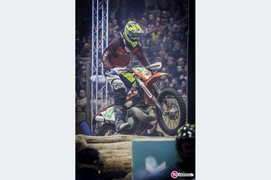 Emil wrócił na podium! Udany start w Maladze - zdjęcie 3