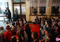 Spędzili noc w bibliotece - zdjęcie główne