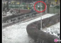 Pędził do szpitala, by ratować dziecko (wideo) - zdjęcie główne