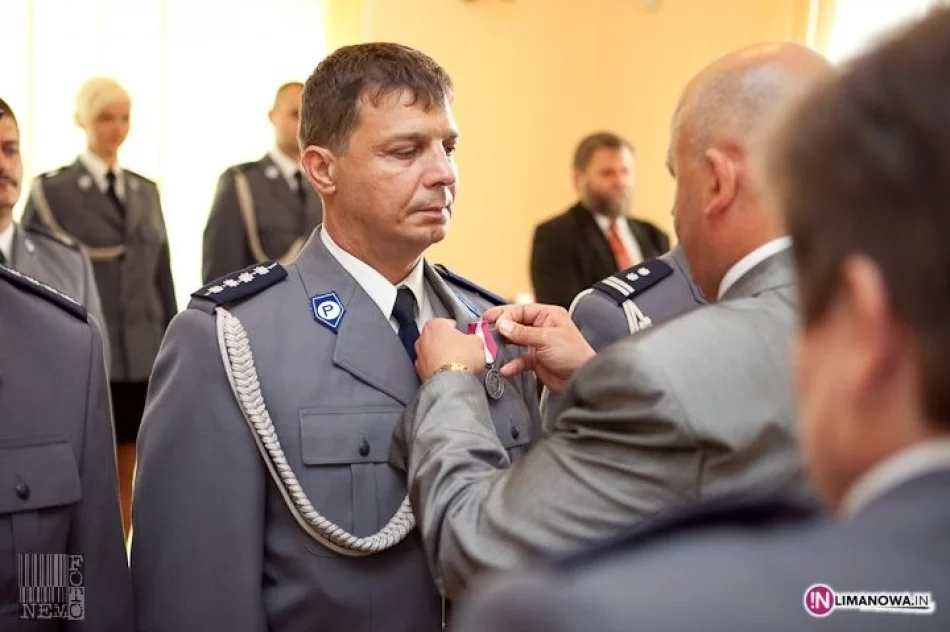 Powiatowe obchody Święta Policji - zdjęcie 10