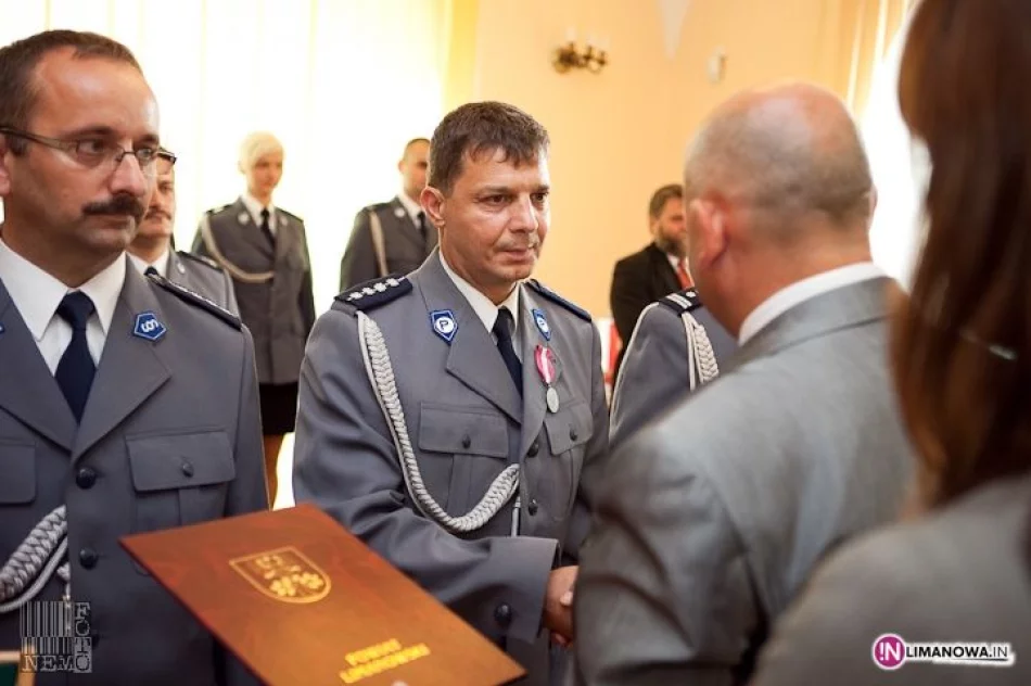 Powiatowe obchody Święta Policji - zdjęcie 11