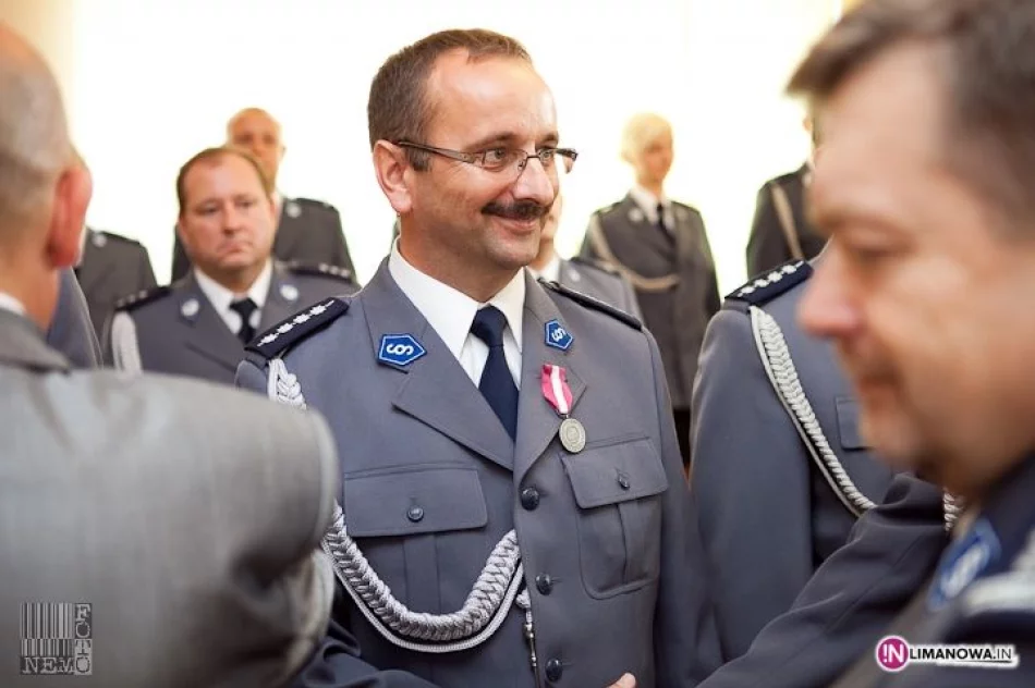 Powiatowe obchody Święta Policji - zdjęcie 12