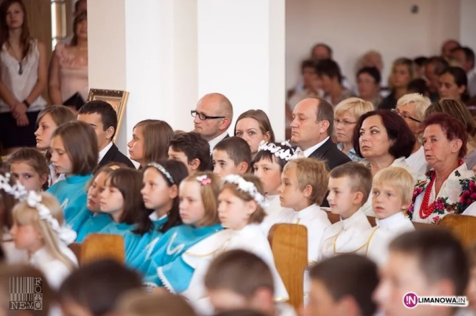 Uroczysta Msza św. na zakończenie 650-lecia Dobrej - zdjęcie 9