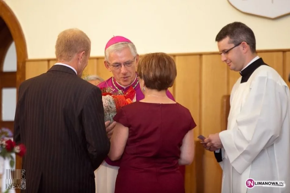 Uroczysta Msza św. na zakończenie 650-lecia Dobrej - zdjęcie 10