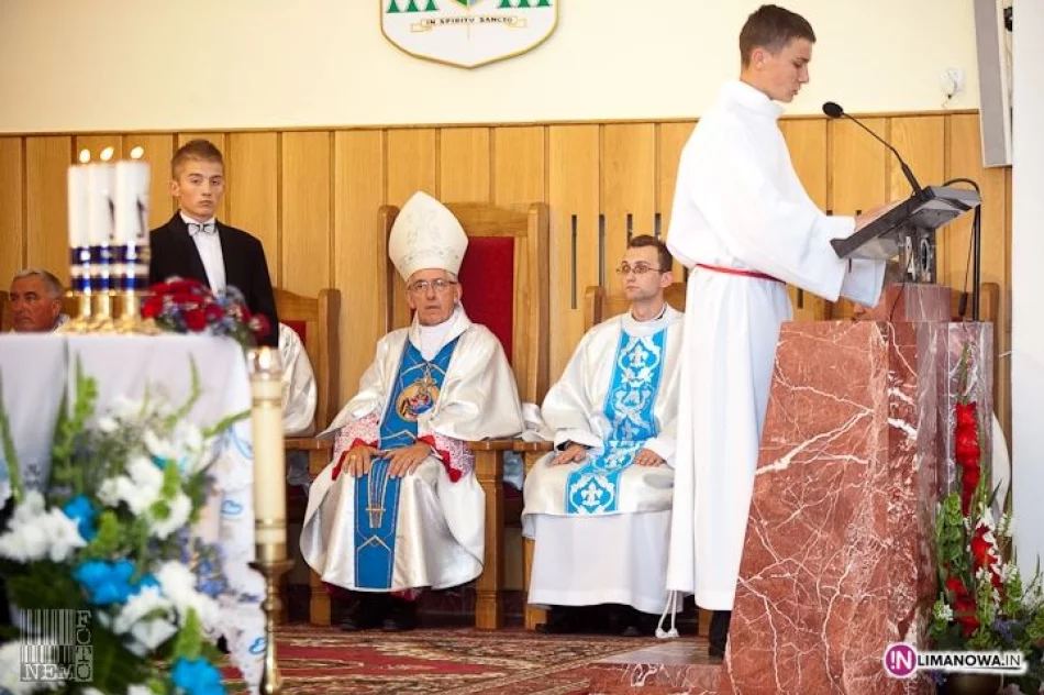 Uroczysta Msza św. na zakończenie 650-lecia Dobrej - zdjęcie 20