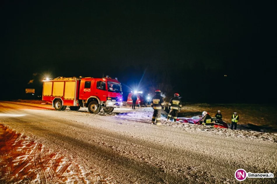 30-latka straciła panowanie, samochód dachował (wideo) - zdjęcie 3