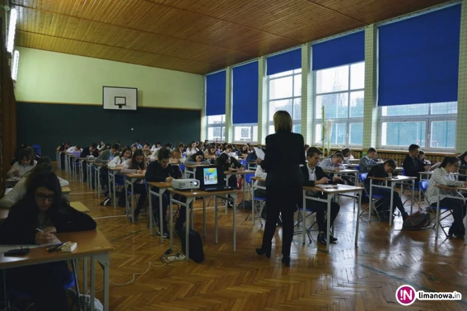 74 uczniów w drugim etapie 'Zawodowego GPS' - zdjęcie 2