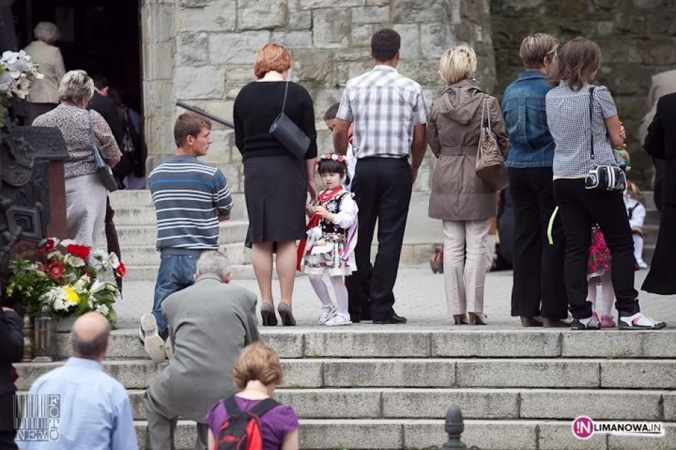 Święto Bożego Ciała - Uroczysta procesja w Limanowej - zdjęcie 3