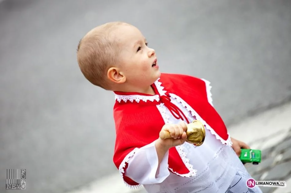 Święto Bożego Ciała - Uroczysta procesja w Limanowej - zdjęcie 12