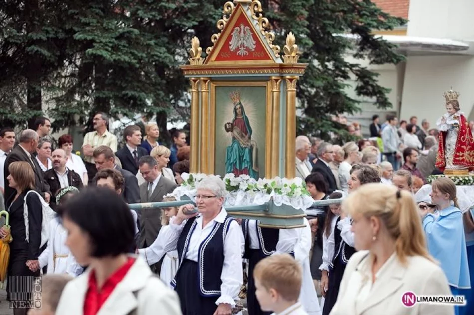 Święto Bożego Ciała - Uroczysta procesja w Limanowej - zdjęcie 19