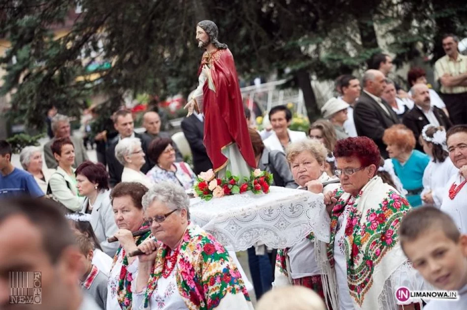 Święto Bożego Ciała - Uroczysta procesja w Limanowej - zdjęcie 20
