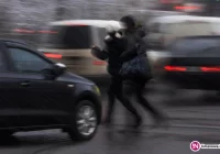 Piesi giną na drogach - policja apeluje - zdjęcie główne