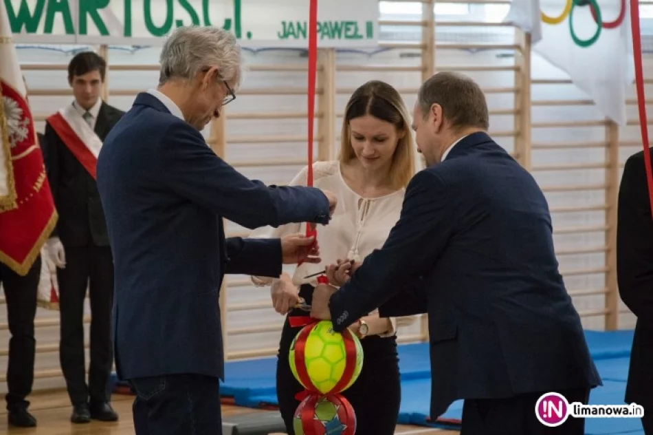 Nowa hala otwarta. Rzuty karne na inaugurację (wideo) - zdjęcie 3