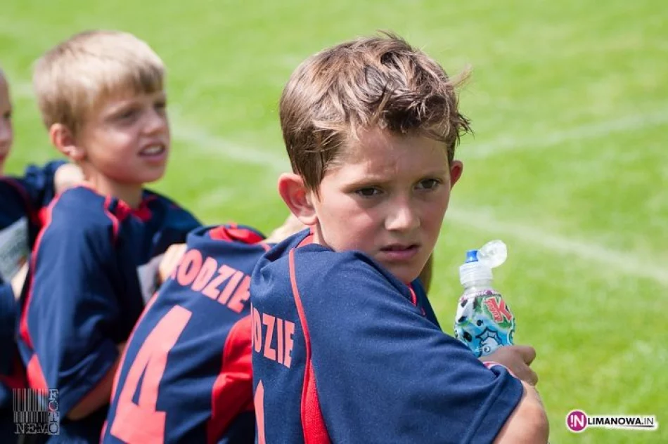 XI edycja turnieju "Z podwórka na stadion o Puchar Tymbarku" - zdjęcie 8