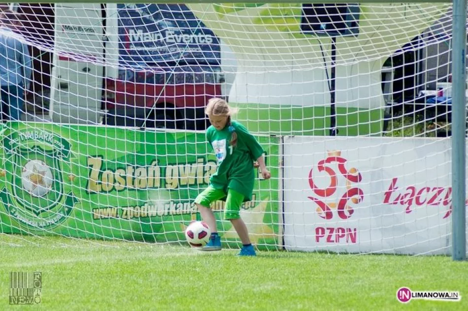 XI edycja turnieju "Z podwórka na stadion o Puchar Tymbarku" - zdjęcie 11