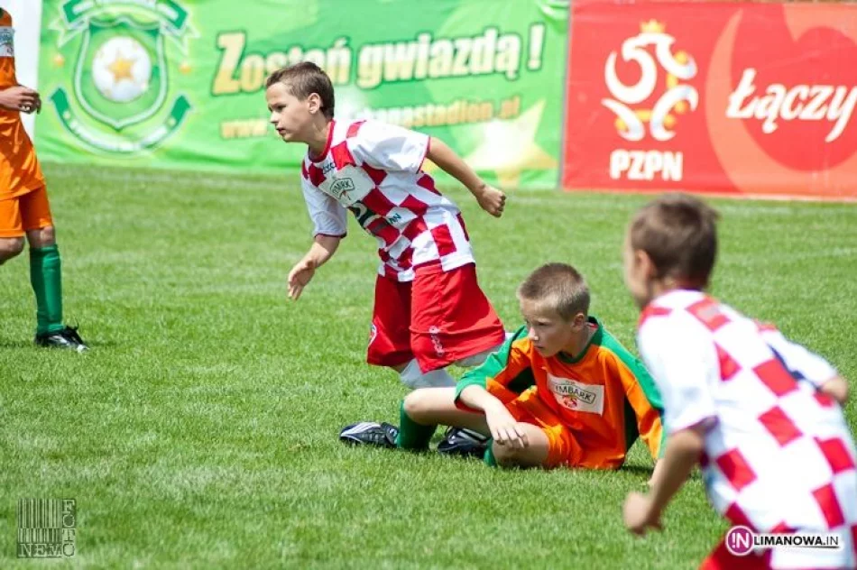 XI edycja turnieju "Z podwórka na stadion o Puchar Tymbarku" - zdjęcie 16
