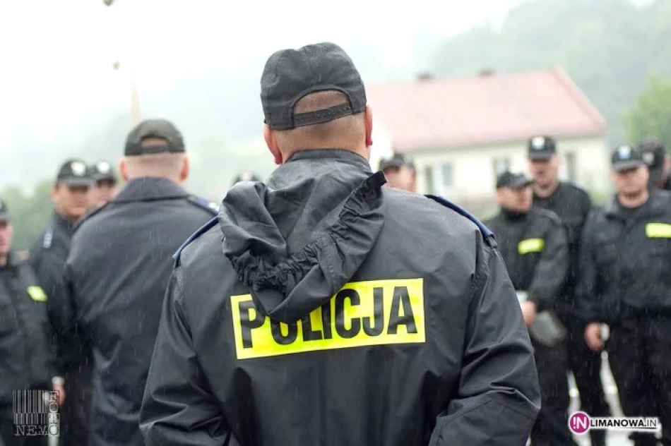 Policja ćwiczyła przed Euro 2012 - zdjęcie 1