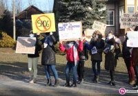 Uczniowie uświadamiają o zagrożeniach jakie niesie smog - zdjęcie główne
